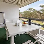 Cozy In With Wifi Апартаменты